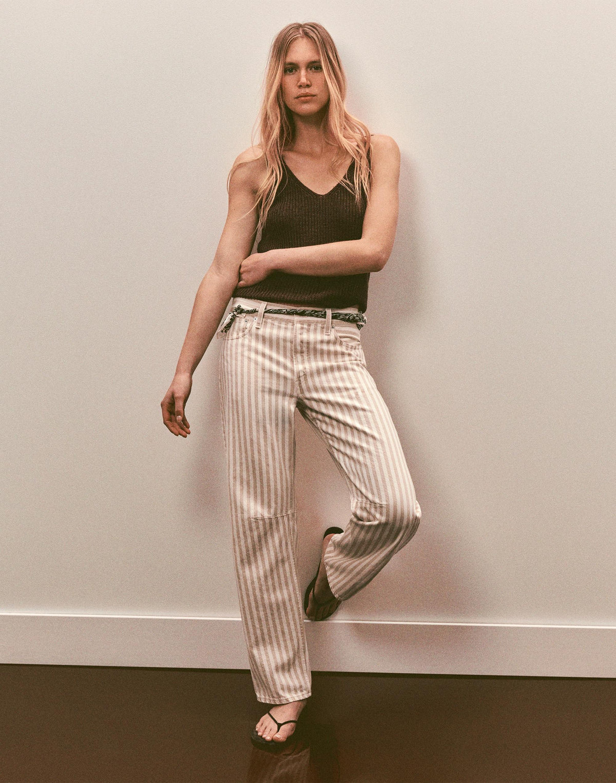 The Darted Barrel-Leg Jean in Airy Denim Khaki Sand Stripe | Madewell