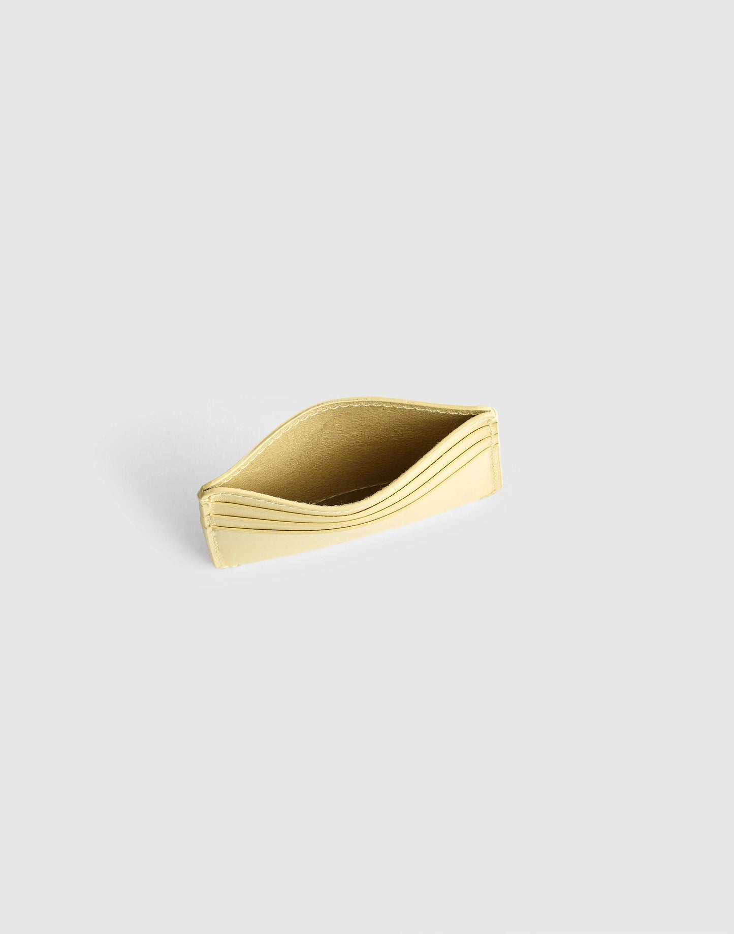 Curved Card Case in Leather Pale Pineapple | Madewell