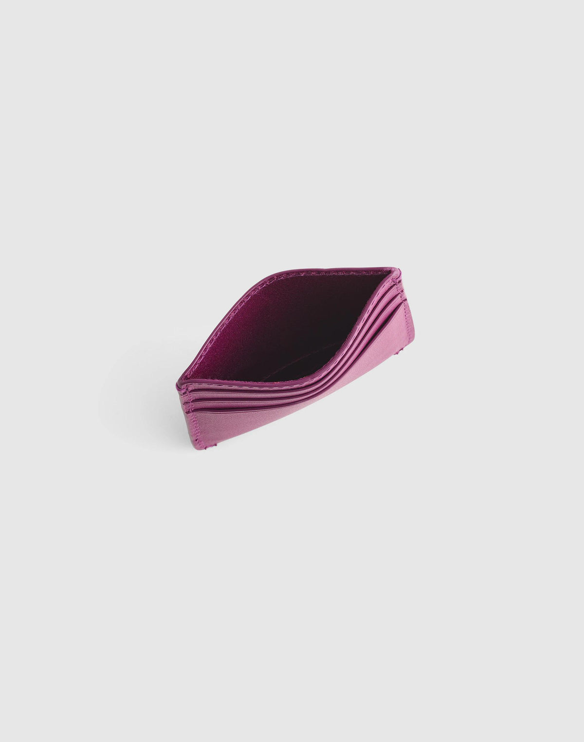 Curved Card Case in Leather Ripe Plum | Madewell