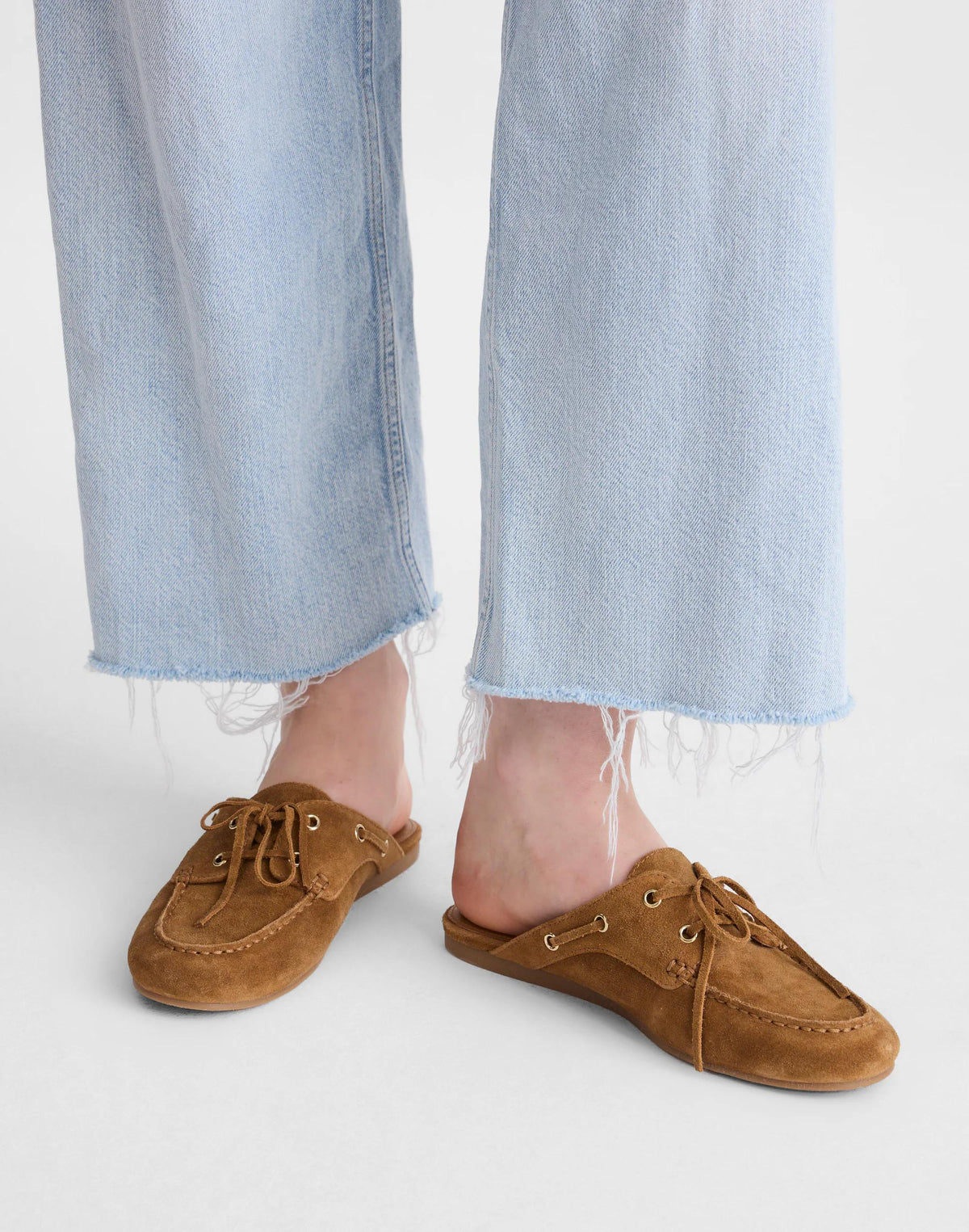 The Jamie Boat Mule in Suede Dried Acorn | Madewell