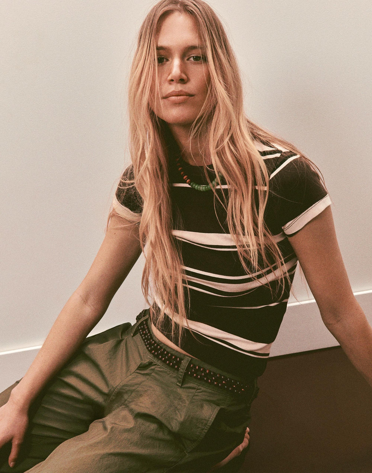 The '90s Crewneck Tee in Compact Cotton Dark Brown | Madewell