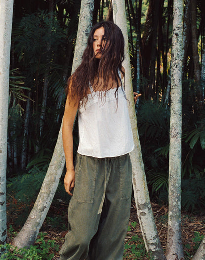 Pull-On Barrel-Leg Utility Pants in Airy Denim Faded Ivy | Madewell