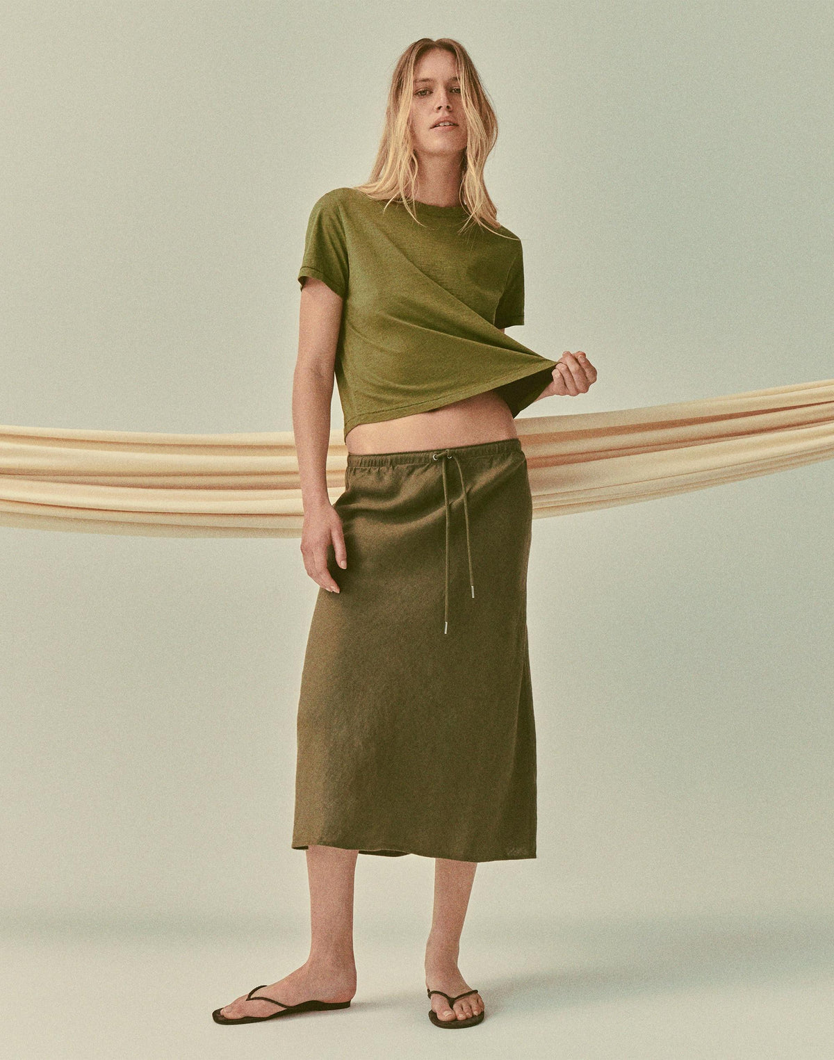 Drawstring Slip Skirt in 100% Linen Faded Ivy | Madewell