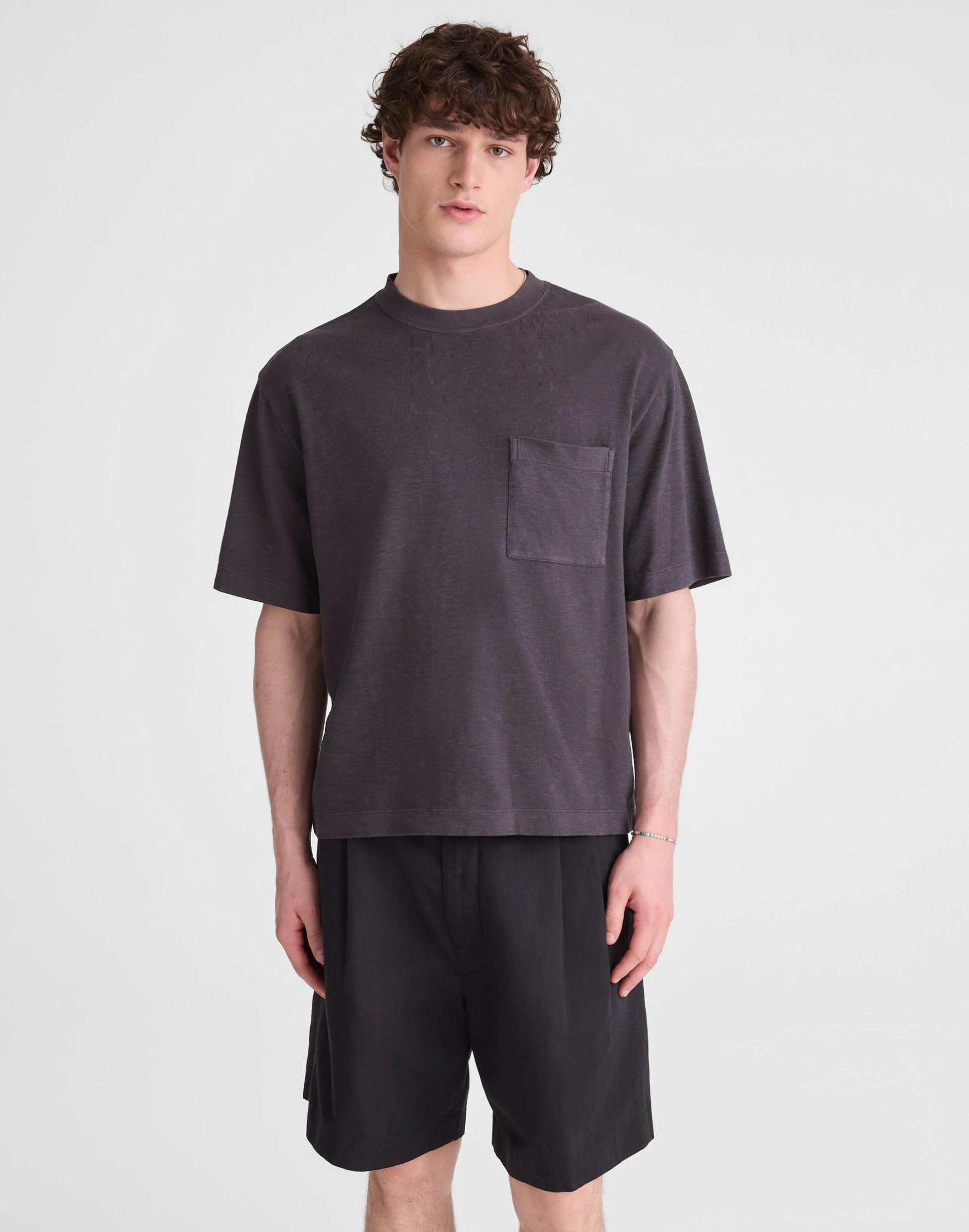 Double-Pleated Shorts in Meridian Linen Blend Black | Madewell