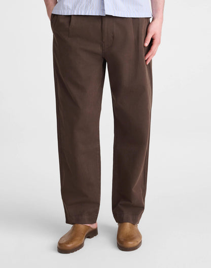 Pleated Chino Pants in Uniform Twill Chocolate | Madewell