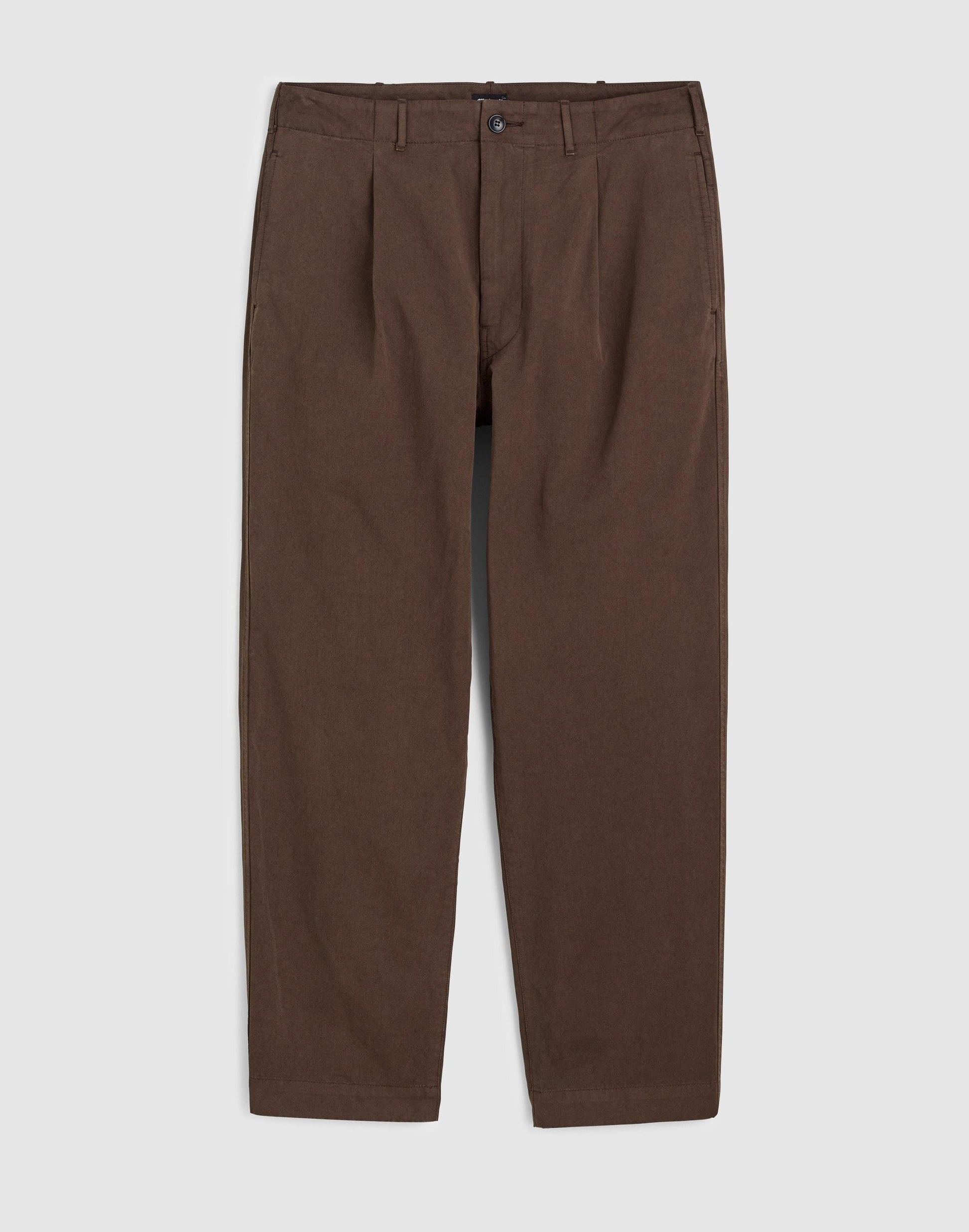 Pleated Chino Pants in Uniform Twill Chocolate | Madewell