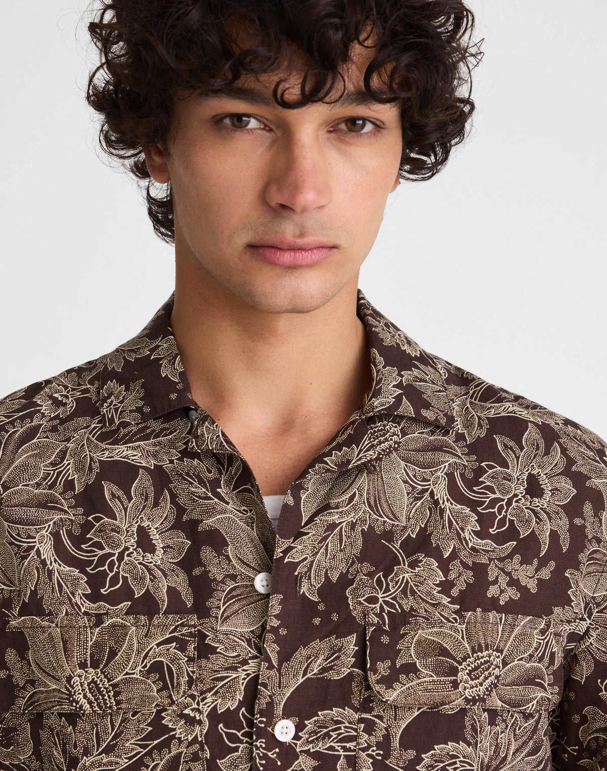 Short-Sleeve Camp Shirt in Archive Linen Blend Floral Stippled Toile Print | Madewell
