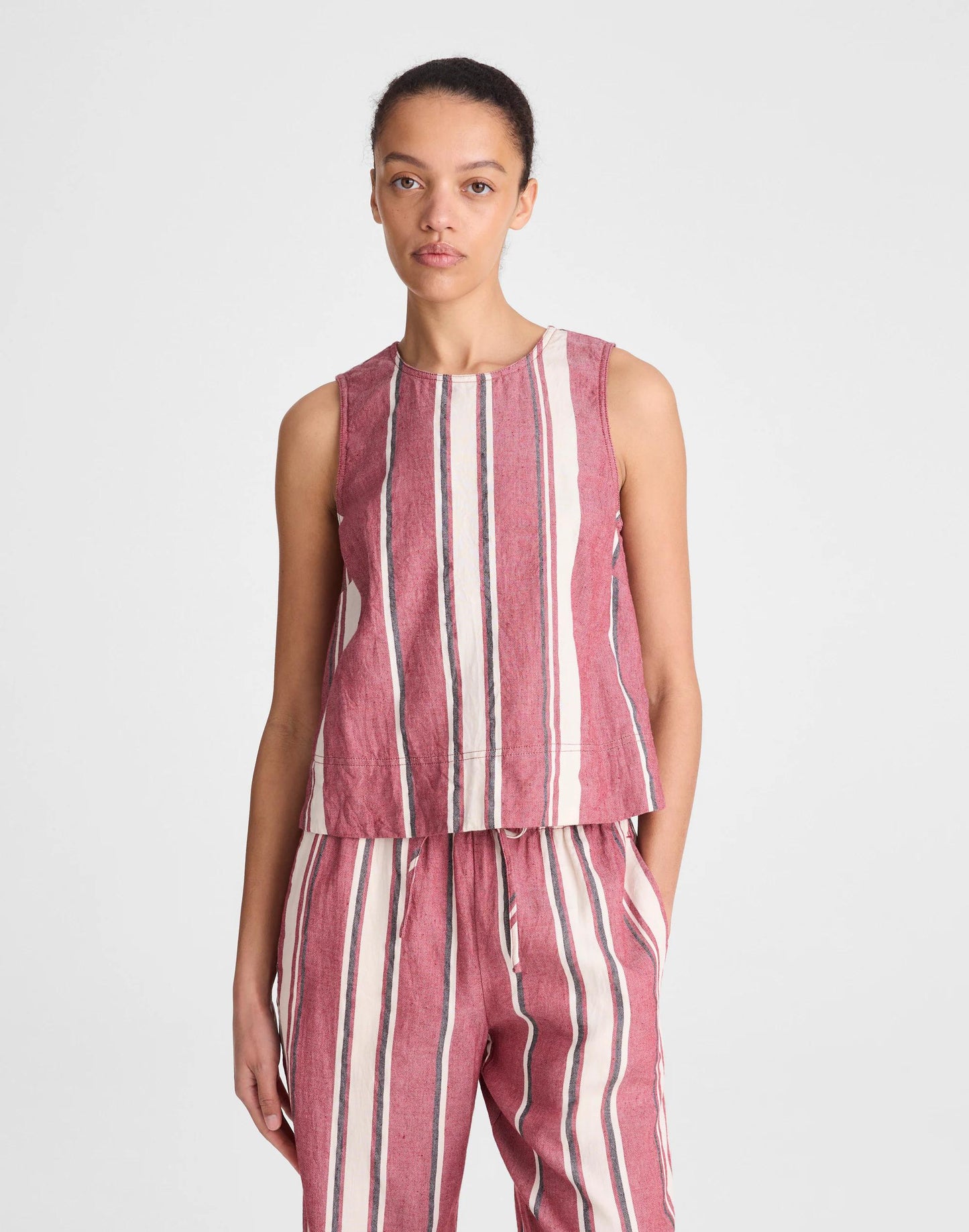Shell Top in 100% Linen Red Currant | Madewell