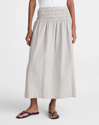 Sophia Midi Skirt in Seersucker Black Vintage Ivory Yarndye | Madewell