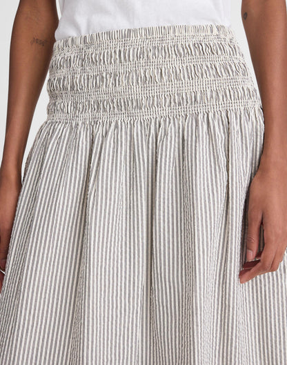 Sophia Midi Skirt in Seersucker Black Vintage Ivory Yarndye | Madewell