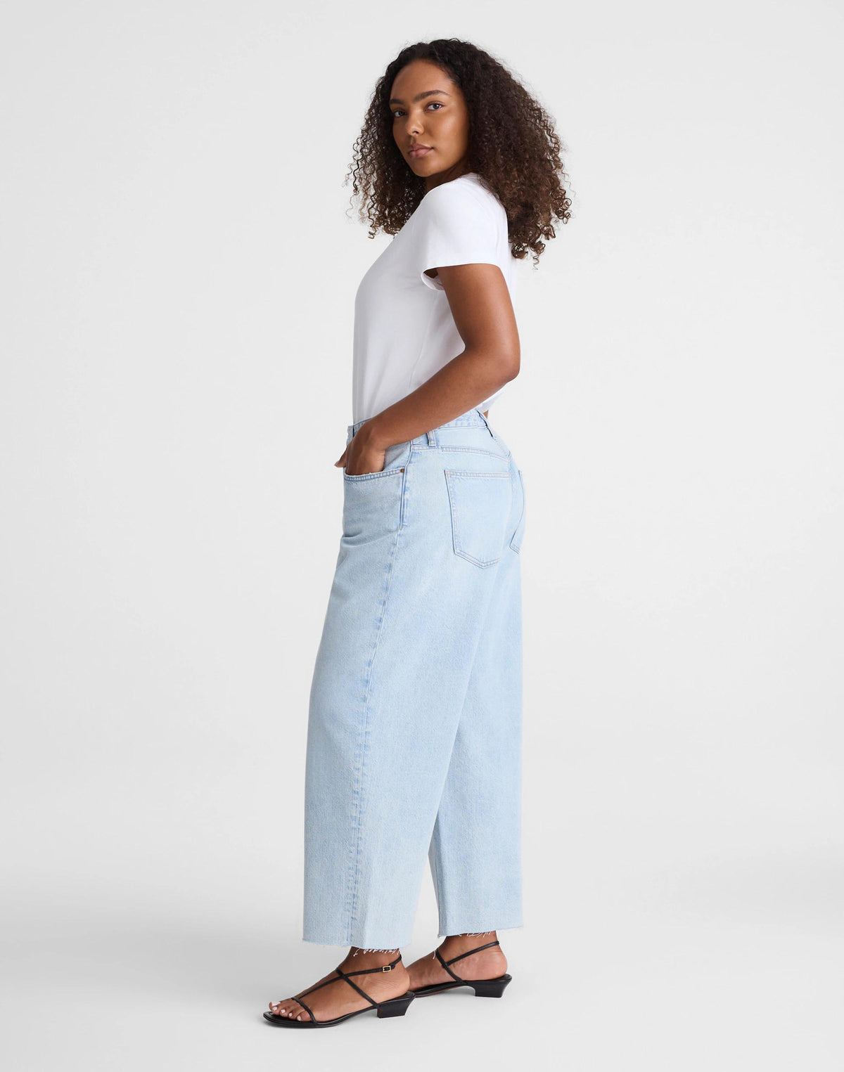 Curvy Low-Slung Baggy Crop Jeans in Foster Wash Foster Wash | Madewell