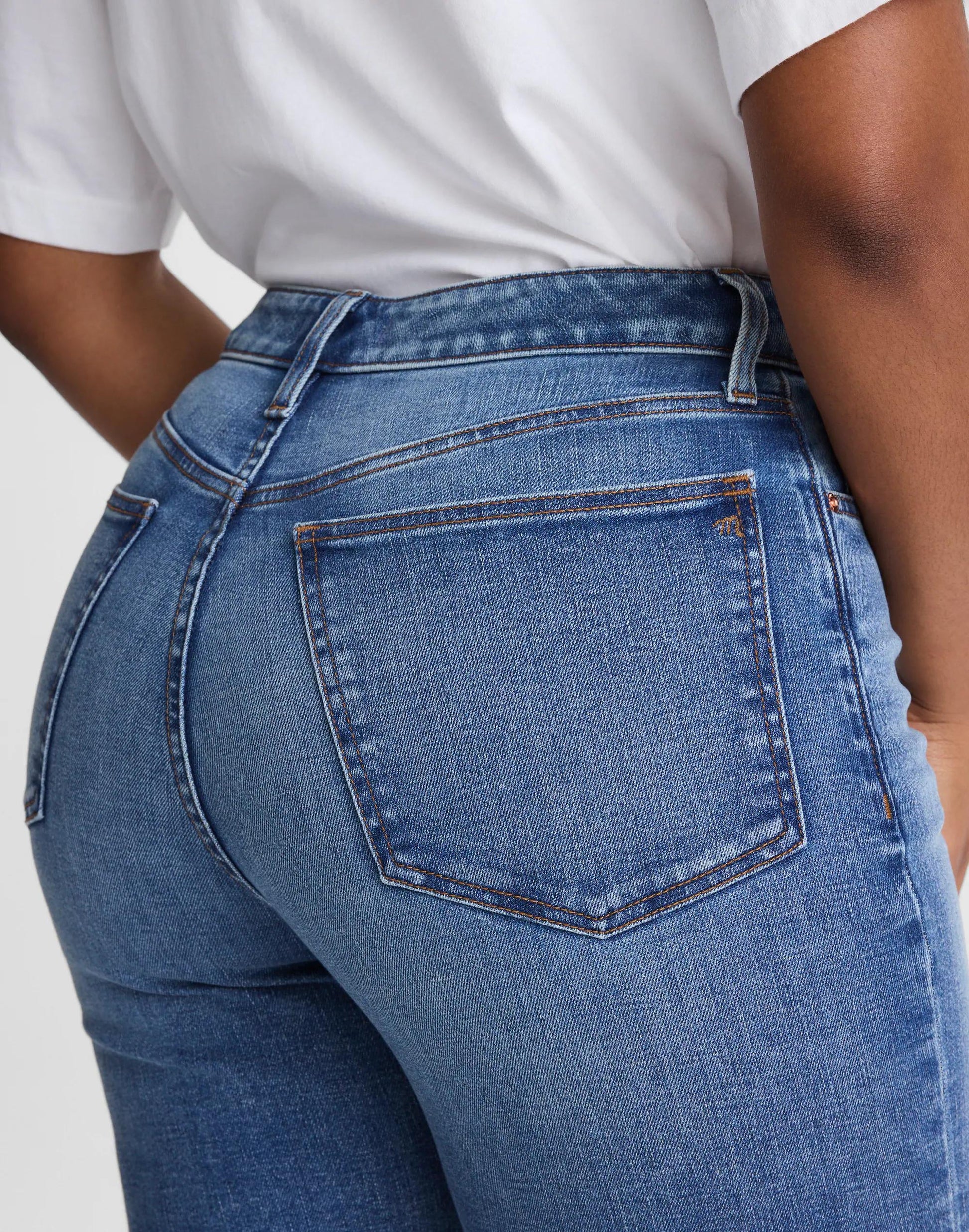 The Curvy Wide-Leg Crop Jean in Super Stretch Denim Oneida Wash | Madewell