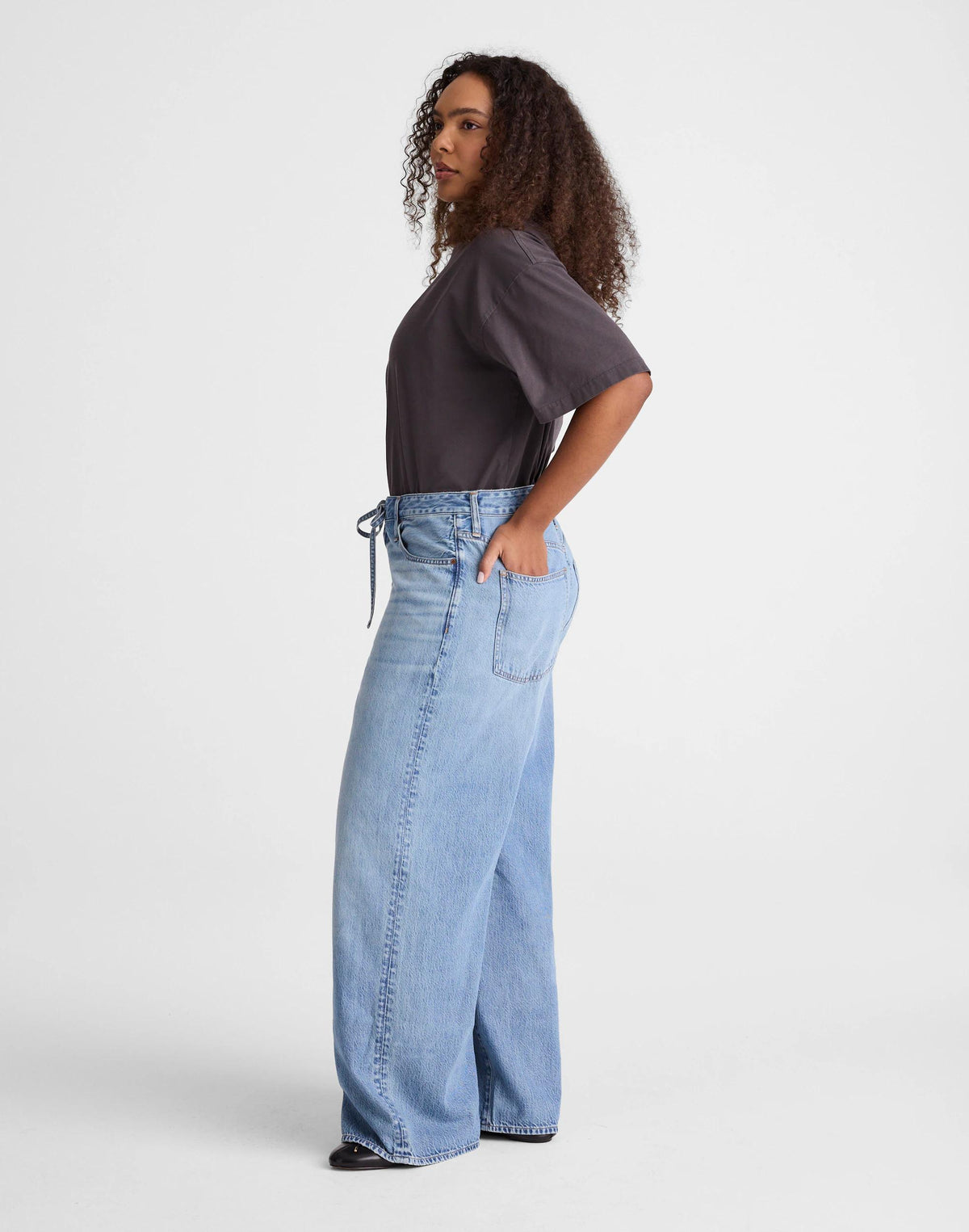 The Curvy Ultimate Wide-Leg Jean in Airy Denim Raebrook Wash | Madewell