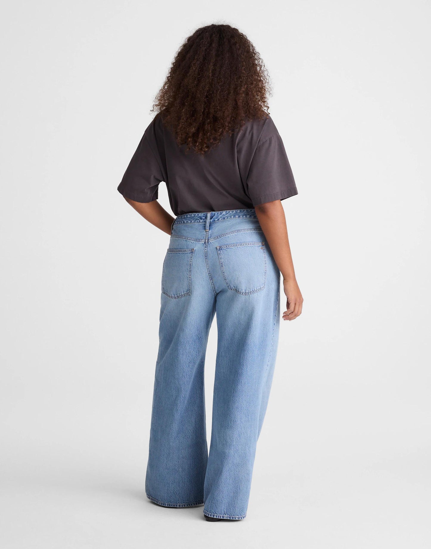 The Curvy Ultimate Wide-Leg Jean in Airy Denim Raebrook Wash | Madewell
