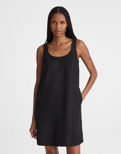 Scoopneck Mini Shift Dress in 100% Linen Jet Black | Madewell