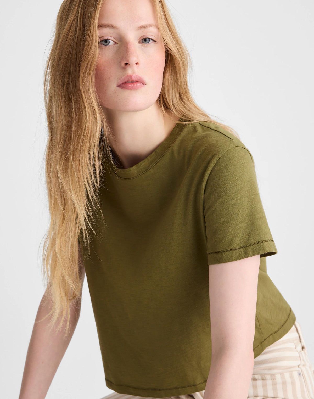 The Easy Crop Crewneck Tee in Soft Slub Chateau Olive | Madewell