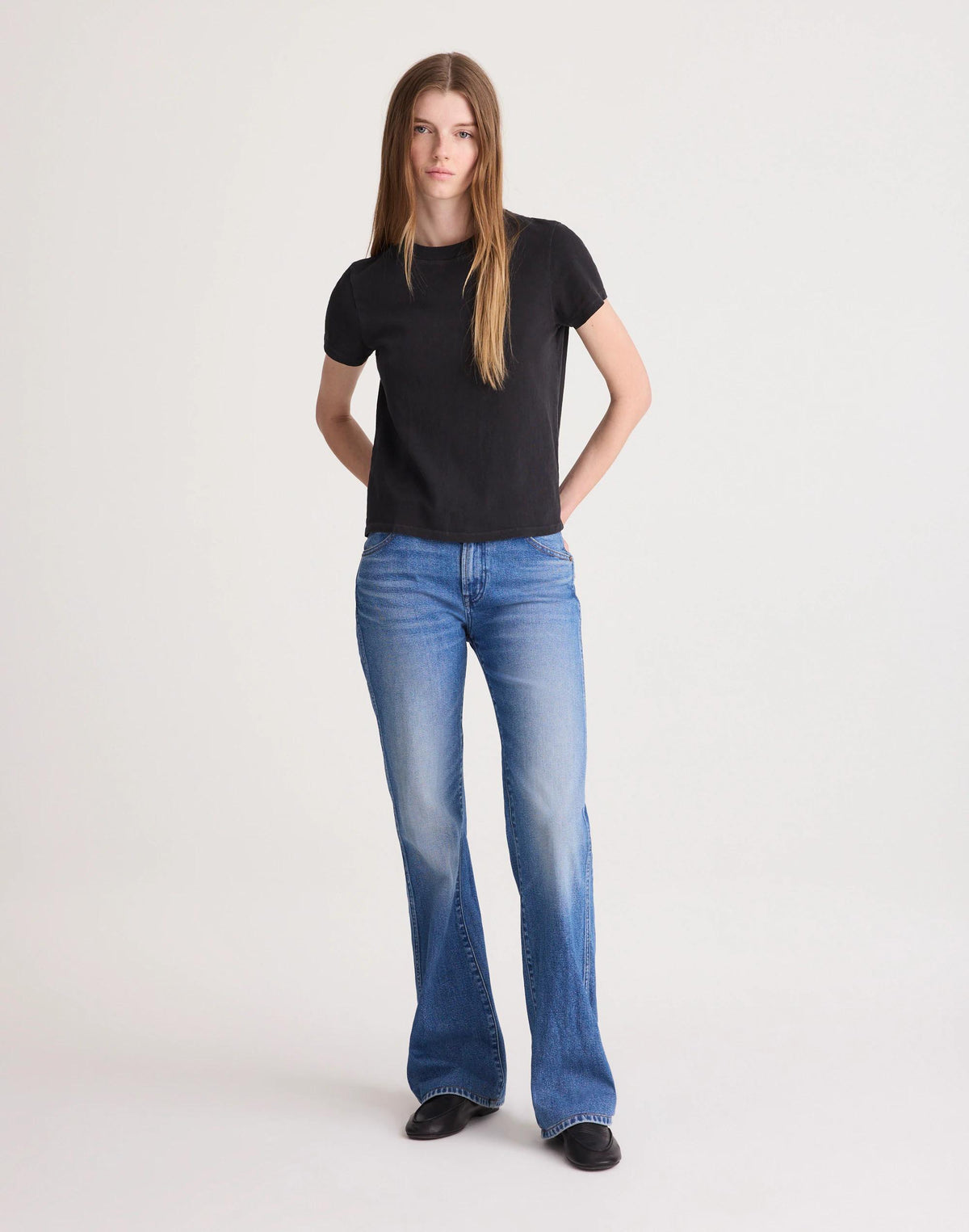 The Relaxed Tee in Vintage Jersey Black Charcoal | Madewell