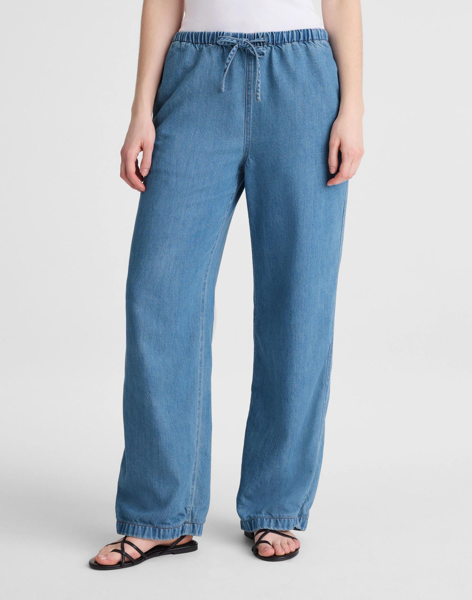 Pull-On Jeans in Airy Denim Lido Wash | Madewell