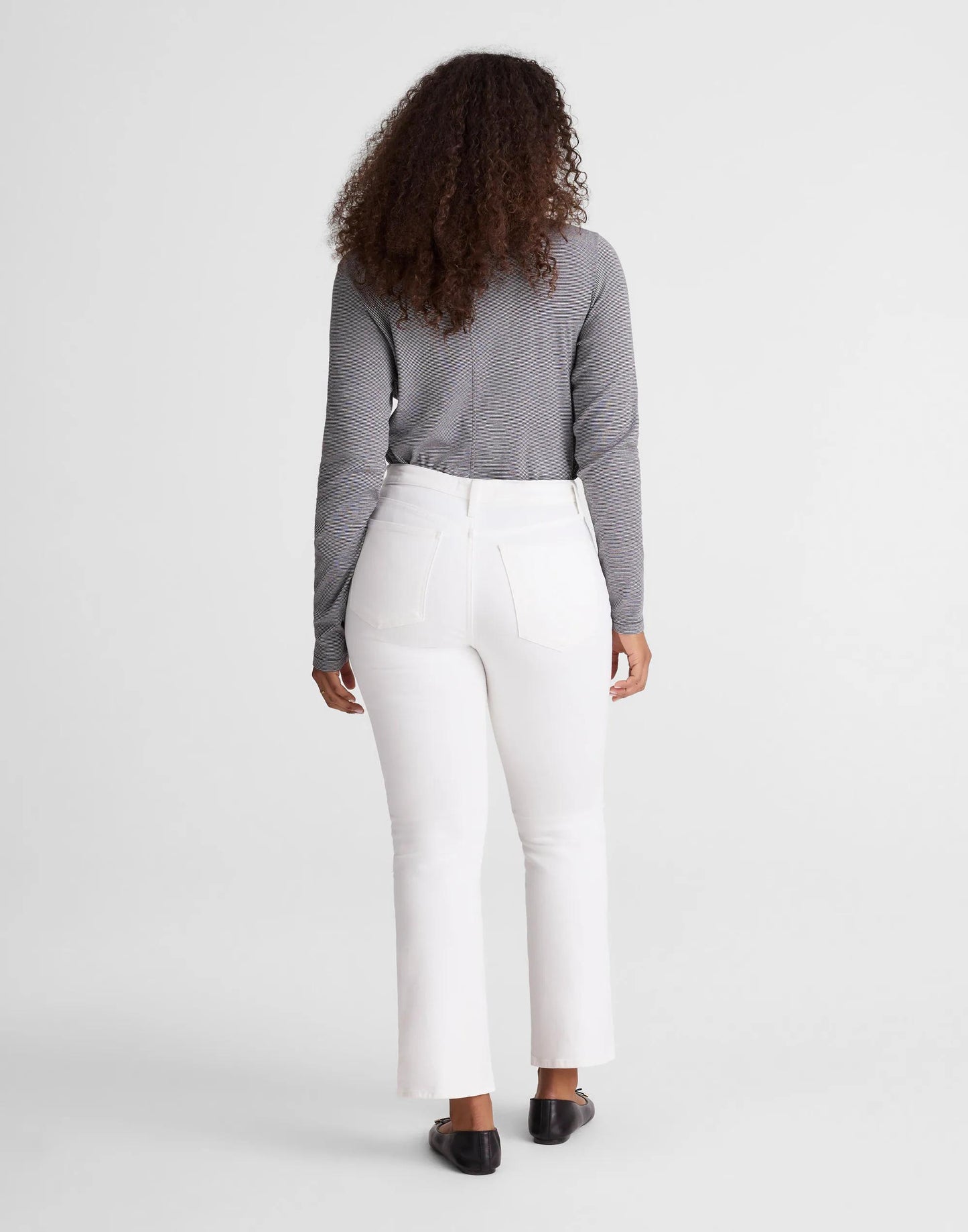 The Curvy Flare Crop Jean in Super Stretch Denim Tile White | Madewell