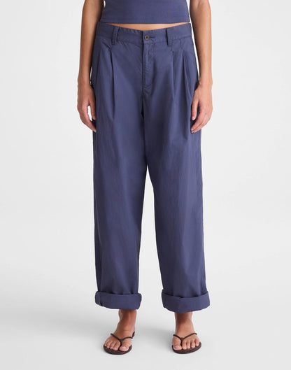 The Everyday Trouser in Poplin Petrol Navy | Madewell