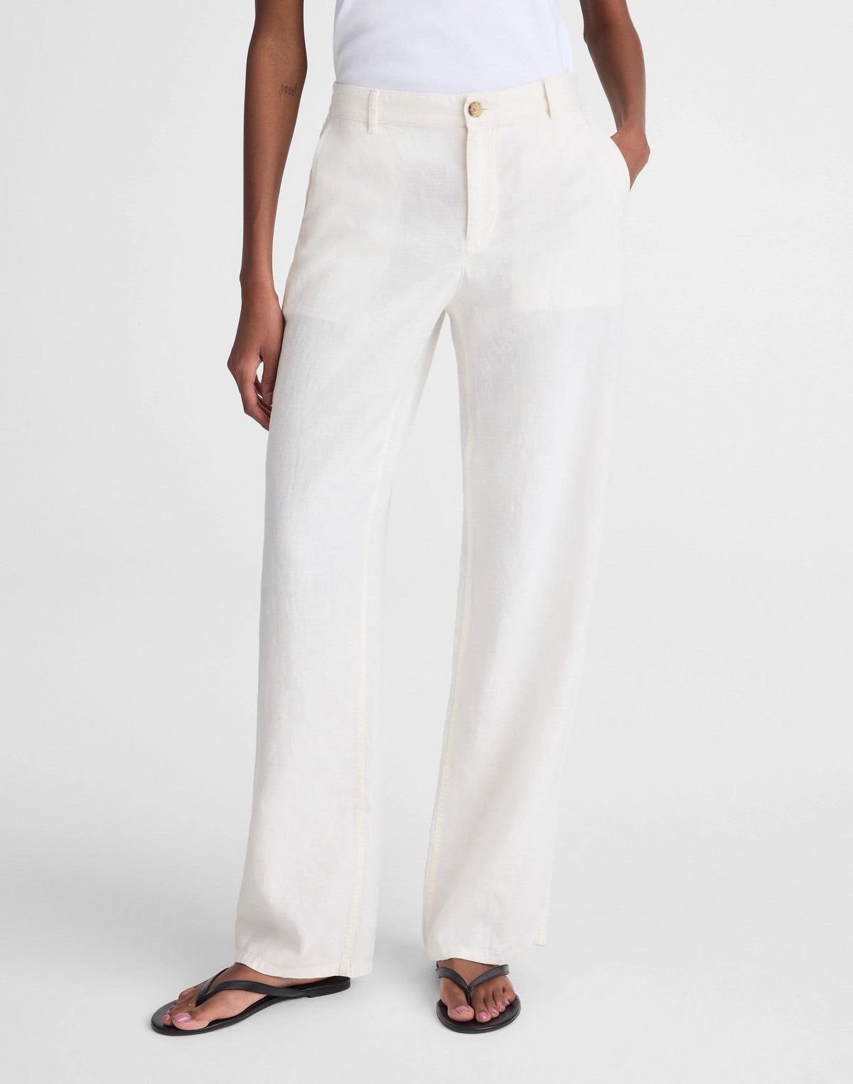 The Zoe Relaxed Straight Pant in 100% Linen Ivory Linen | Madewell