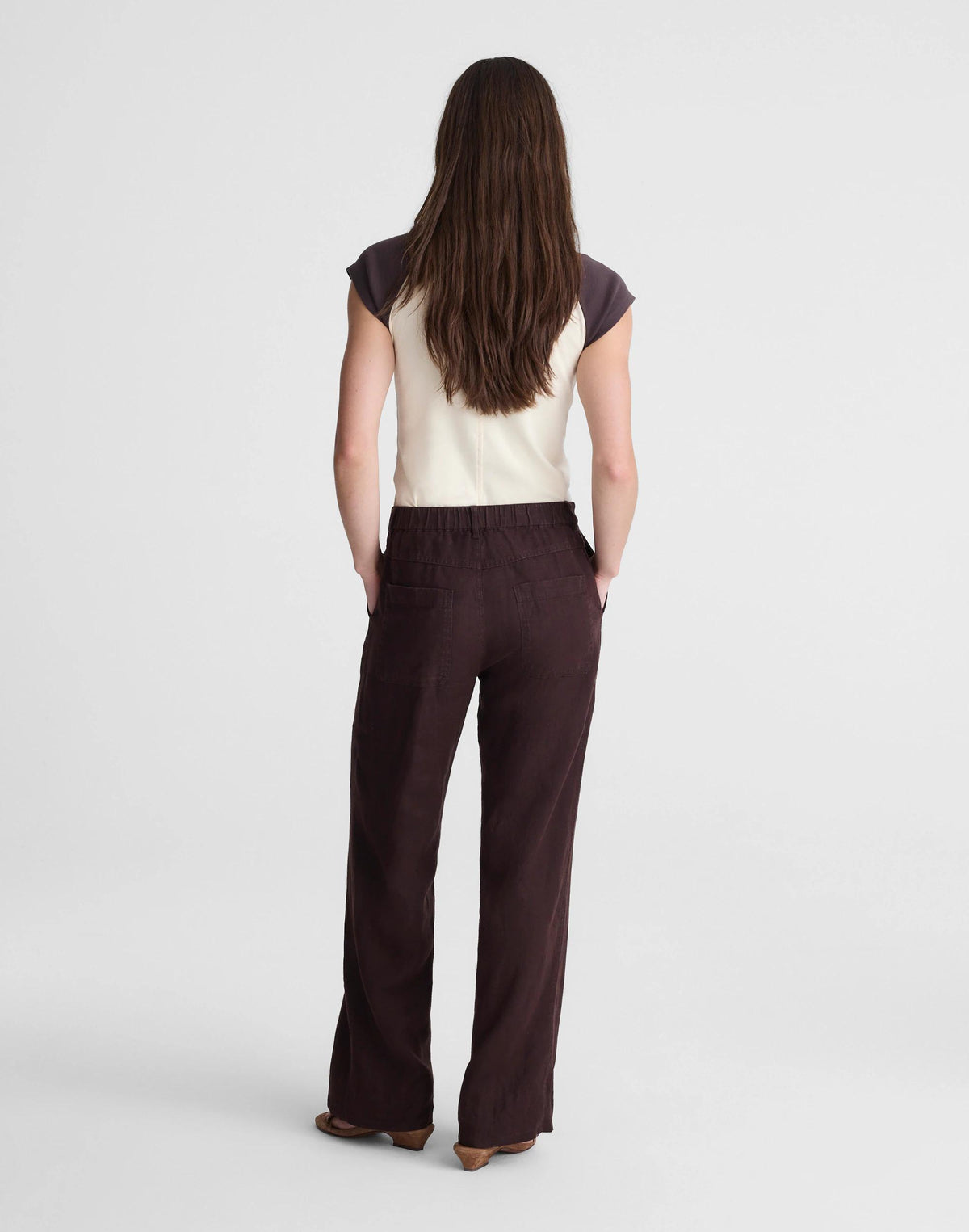 The Zoe Relaxed Straight Pant in 100% Linen Cocoa | Madewell
