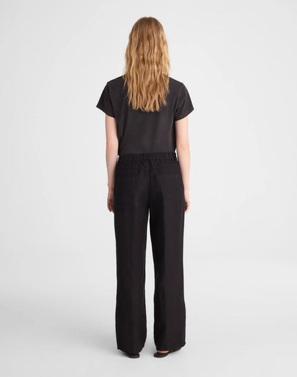 The Zoe Relaxed Straight Pant in 100% Linen Jet Black | Madewell