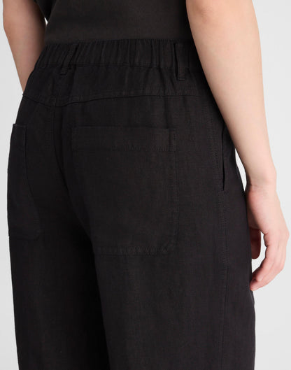 The Zoe Relaxed Straight Pant in 100% Linen Jet Black | Madewell