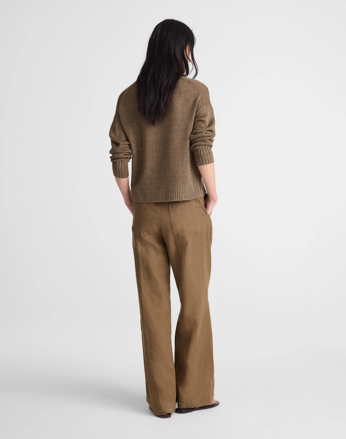The Zoe Relaxed Straight Pant in 100% Linen Safari Khaki | Madewell