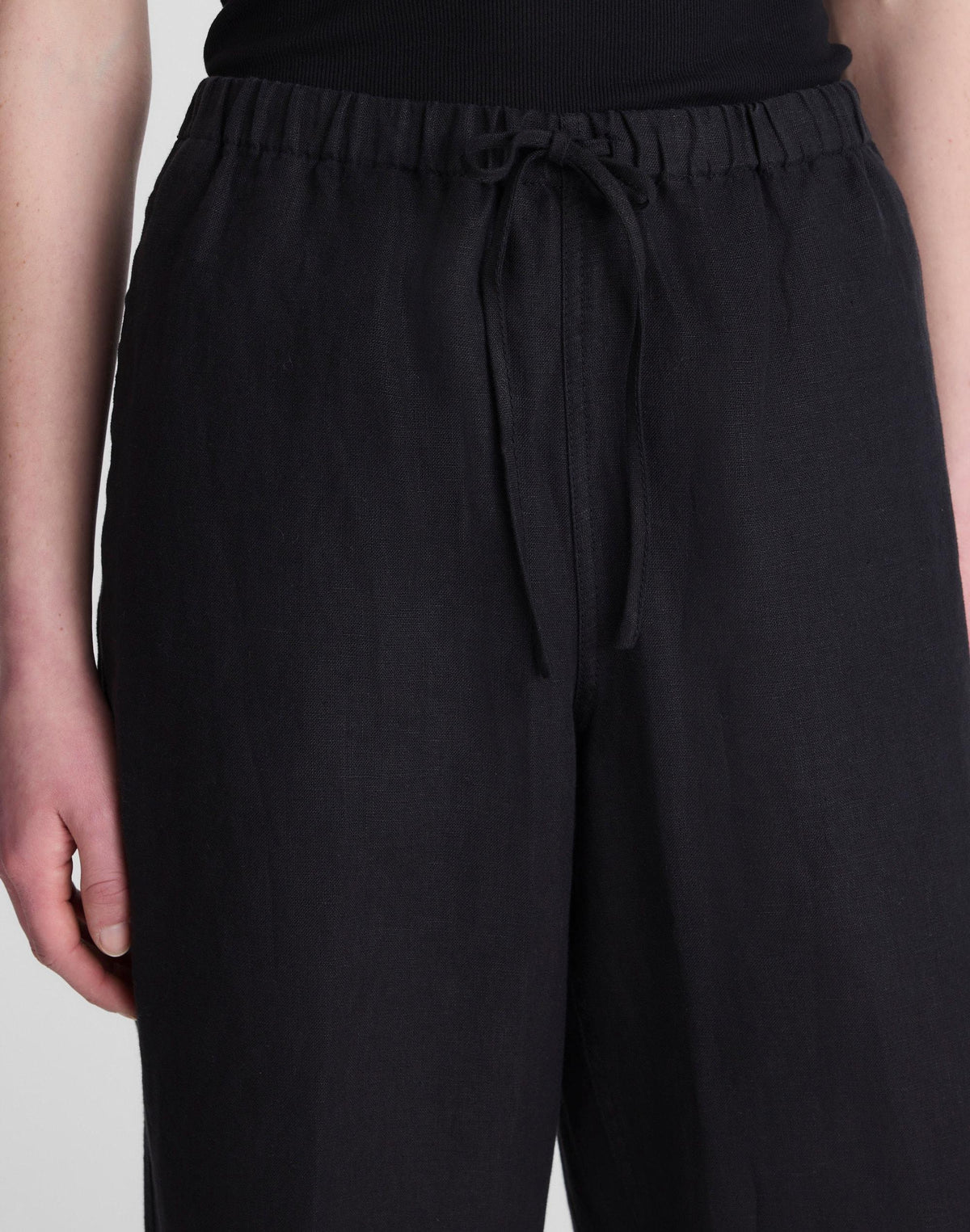 Pull-On Pants in 100% Linen Jet Black | Madewell