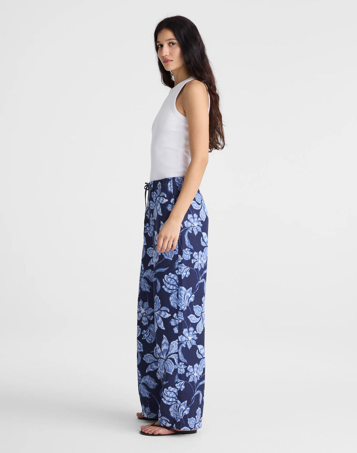 Pull-On Pants in 100% Linen Classic Indigo | Madewell