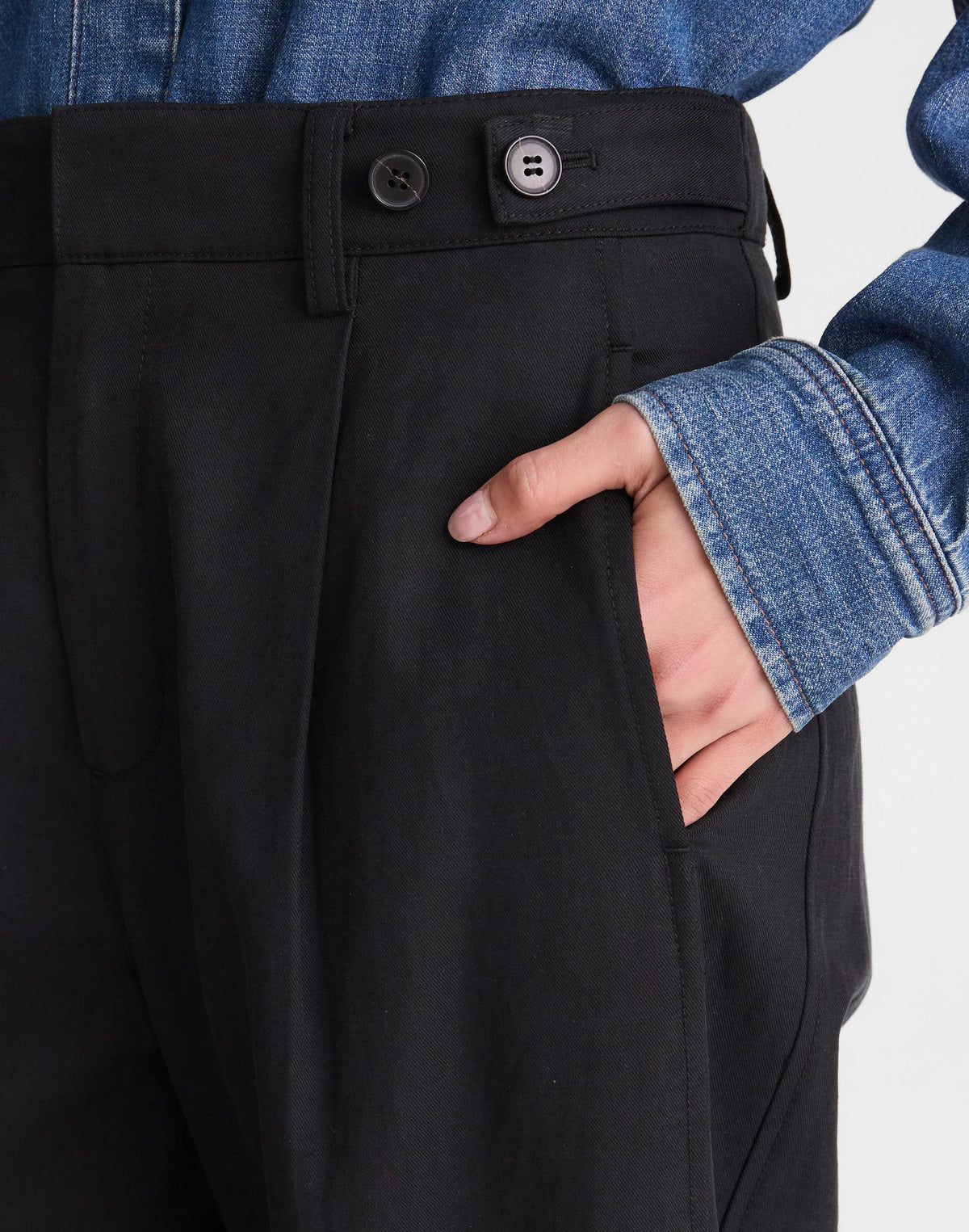 The Barrel-Leg Pant in Drapey Twill True Black | Madewell