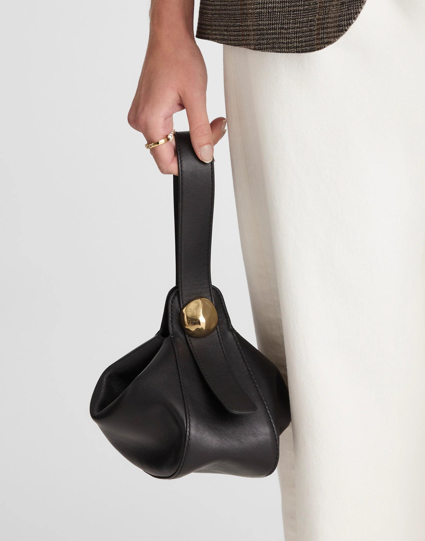 The Sculpted Metal Wristlet Bag True Black | Madewell