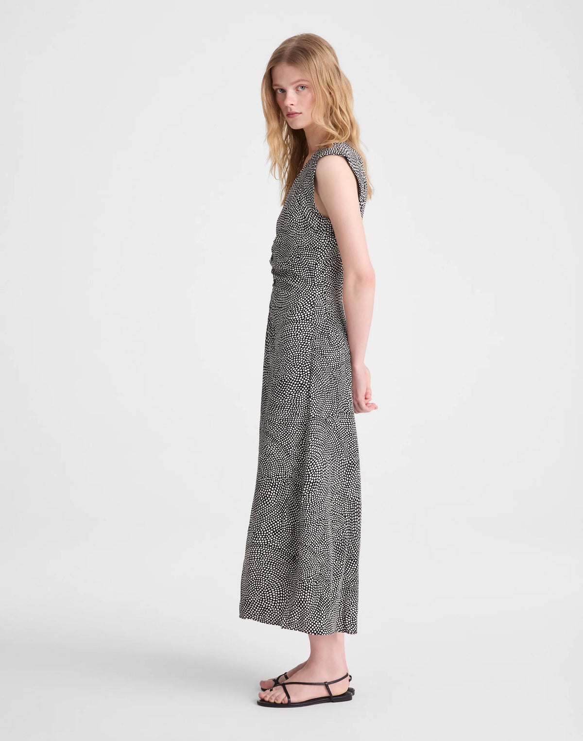 Ruched Flutter-Sleeve Midi Dress Jet Black | Madewell