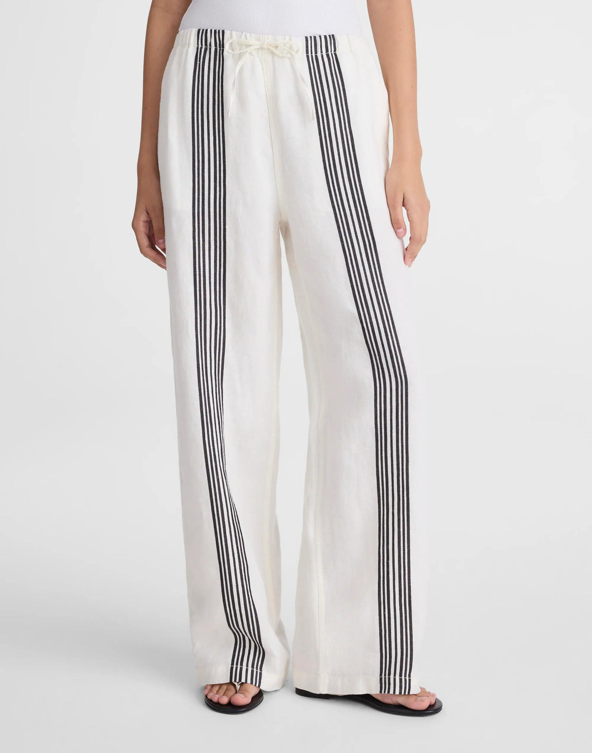 Pull-On Pants in Linen Blend Bold Placement Stripe Black | Madewell