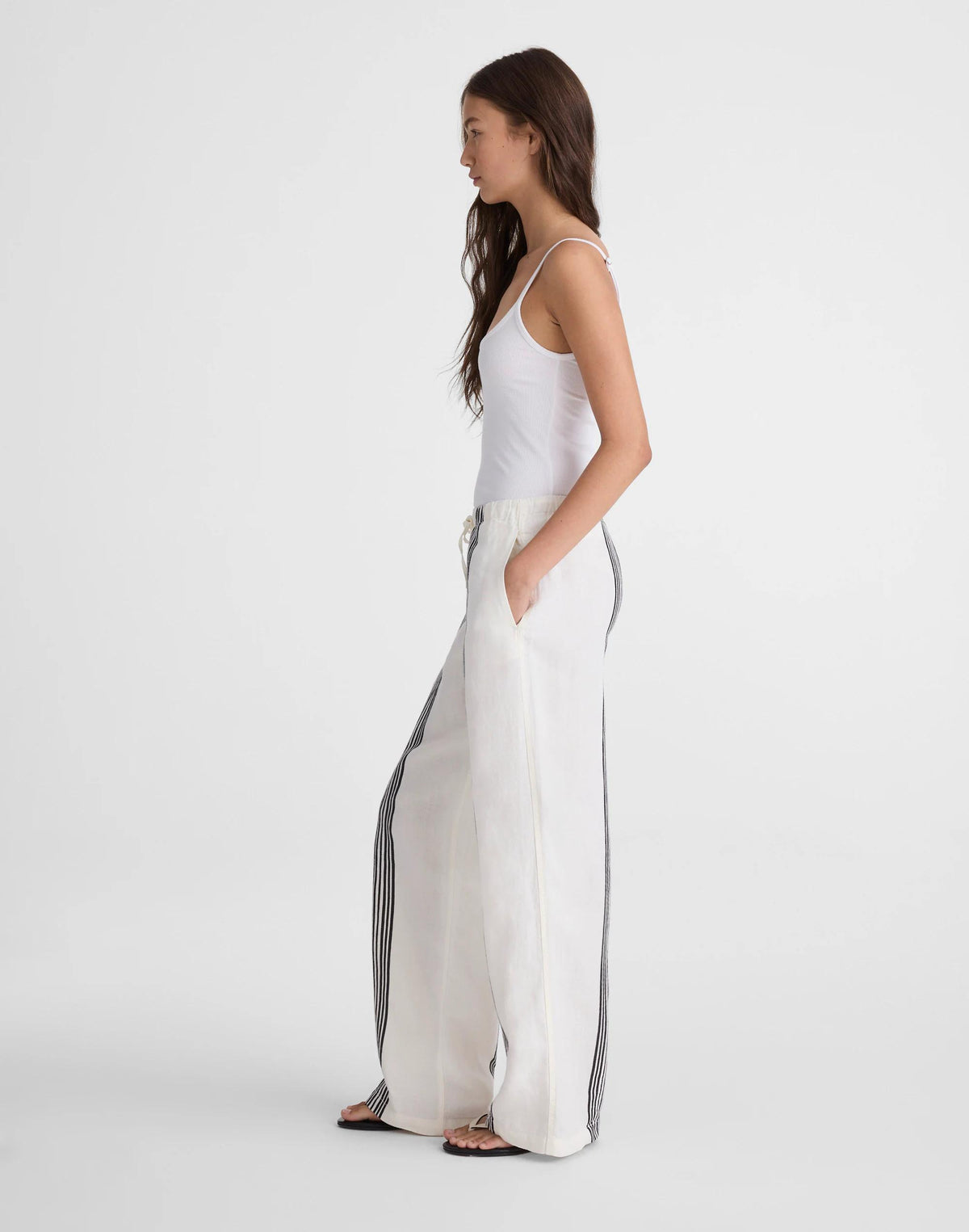 Pull-On Pants in Linen Blend Bold Placement Stripe Black | Madewell