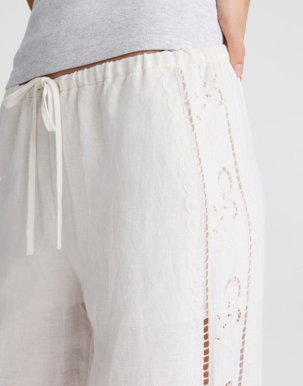 Eyelet Drawstring Pants in 100% Linen Ivory Linen | Madewell