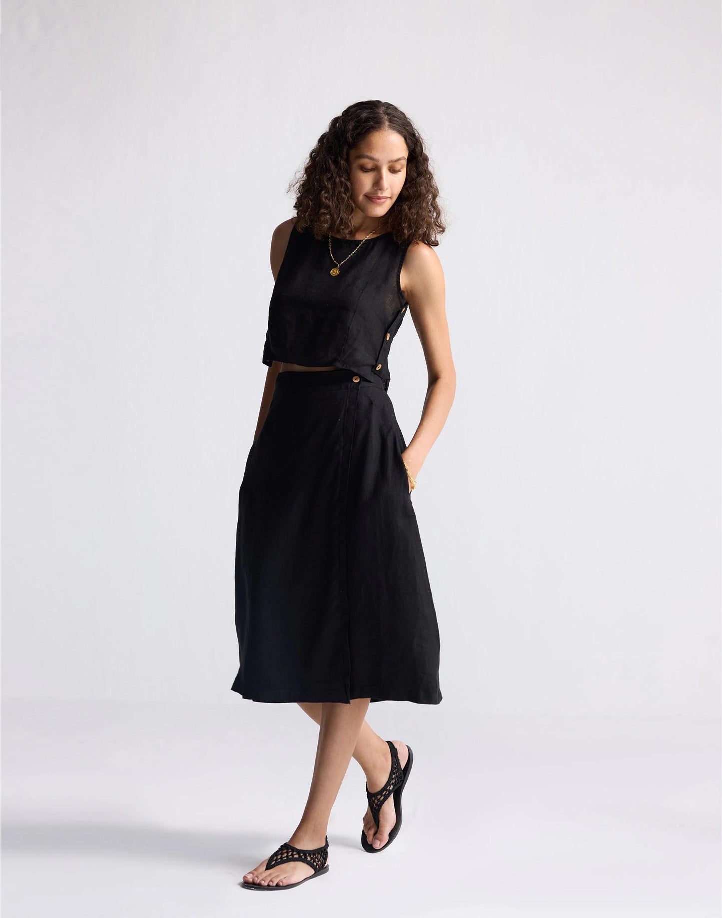 Reistor® Overlap Midi Skirt in 100% Black Hemp Black | Madewell