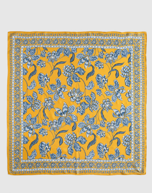 Medium Silk Bandana Shibori Floral Chamomile Tea | Madewell