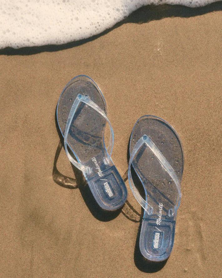 Madewell x Melissa Jelly Thong Sandal Blueberry | Madewell