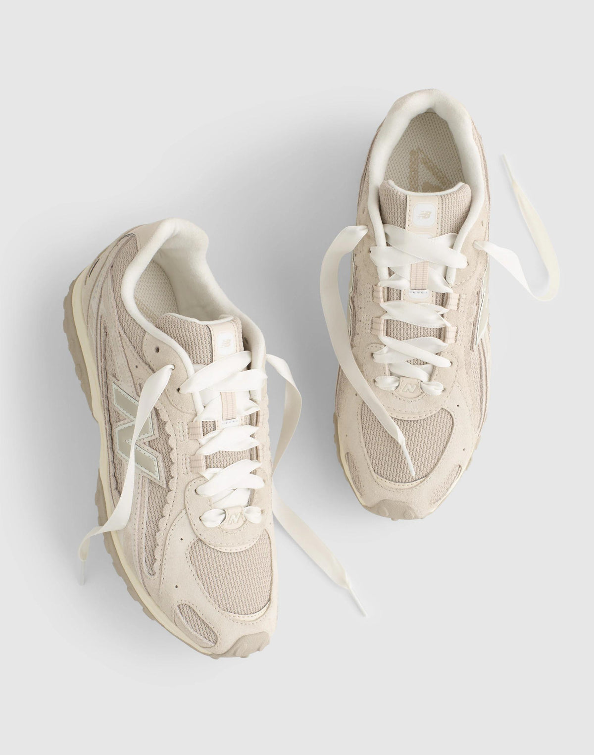 New Balance® 204L Sneakers White | Madewell