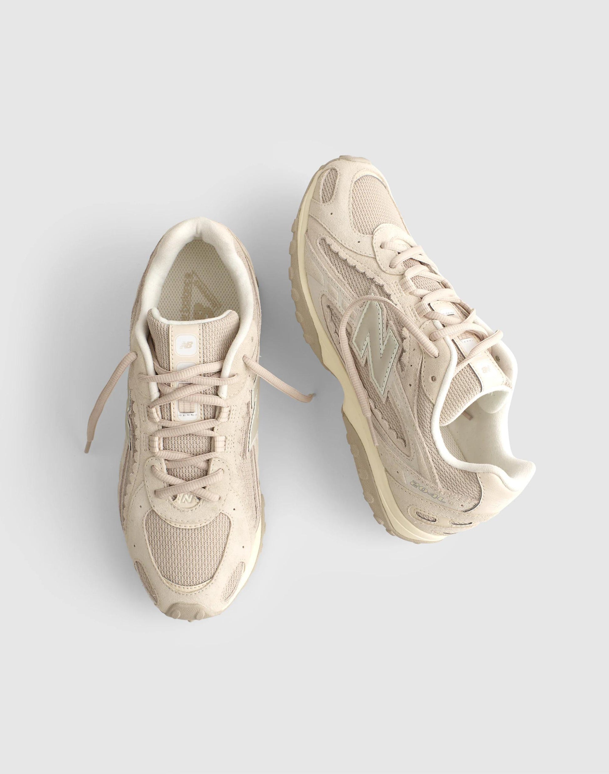 New Balance® 204L Sneakers White | Madewell