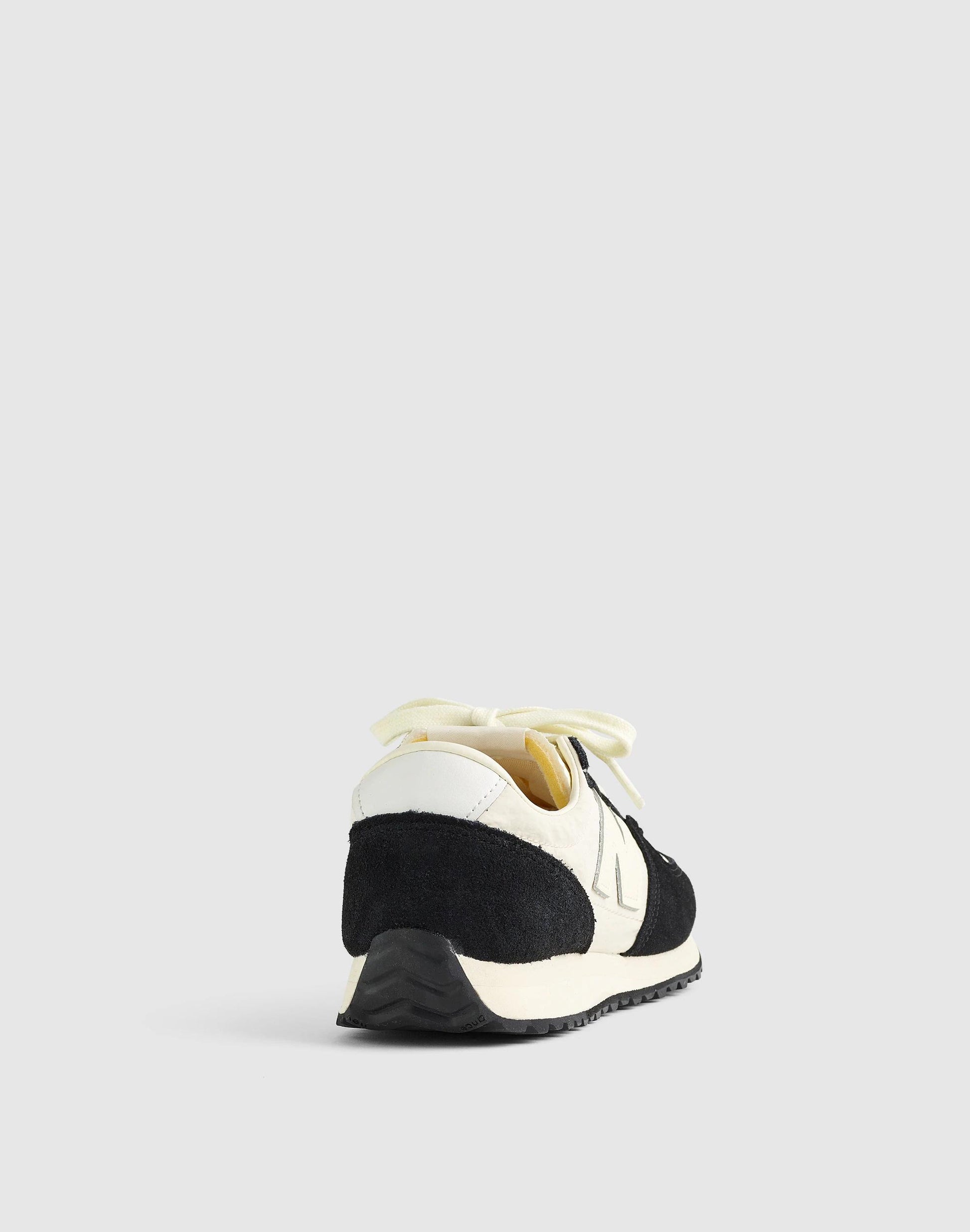 New Balance® Unisex 471 Sneakers Black | Madewell