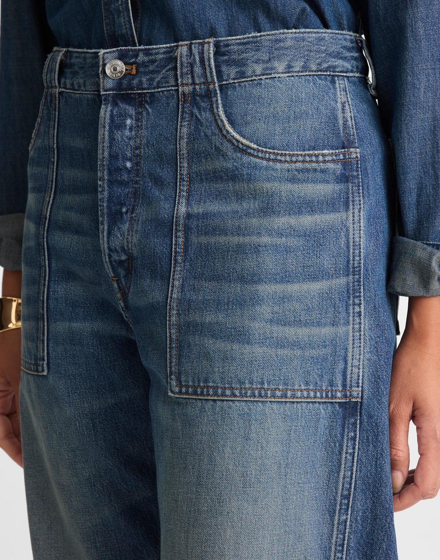 The Curvy Darted Barrel-Leg Jean Irmo Wash | Madewell