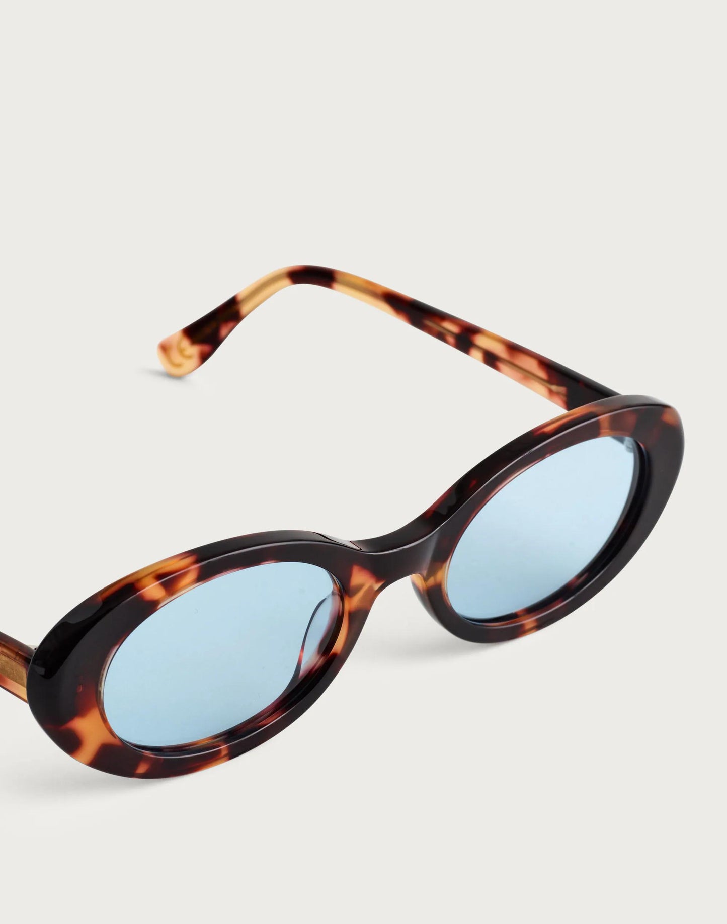 Russell Oval Sunglasses Whisky Tort | Madewell