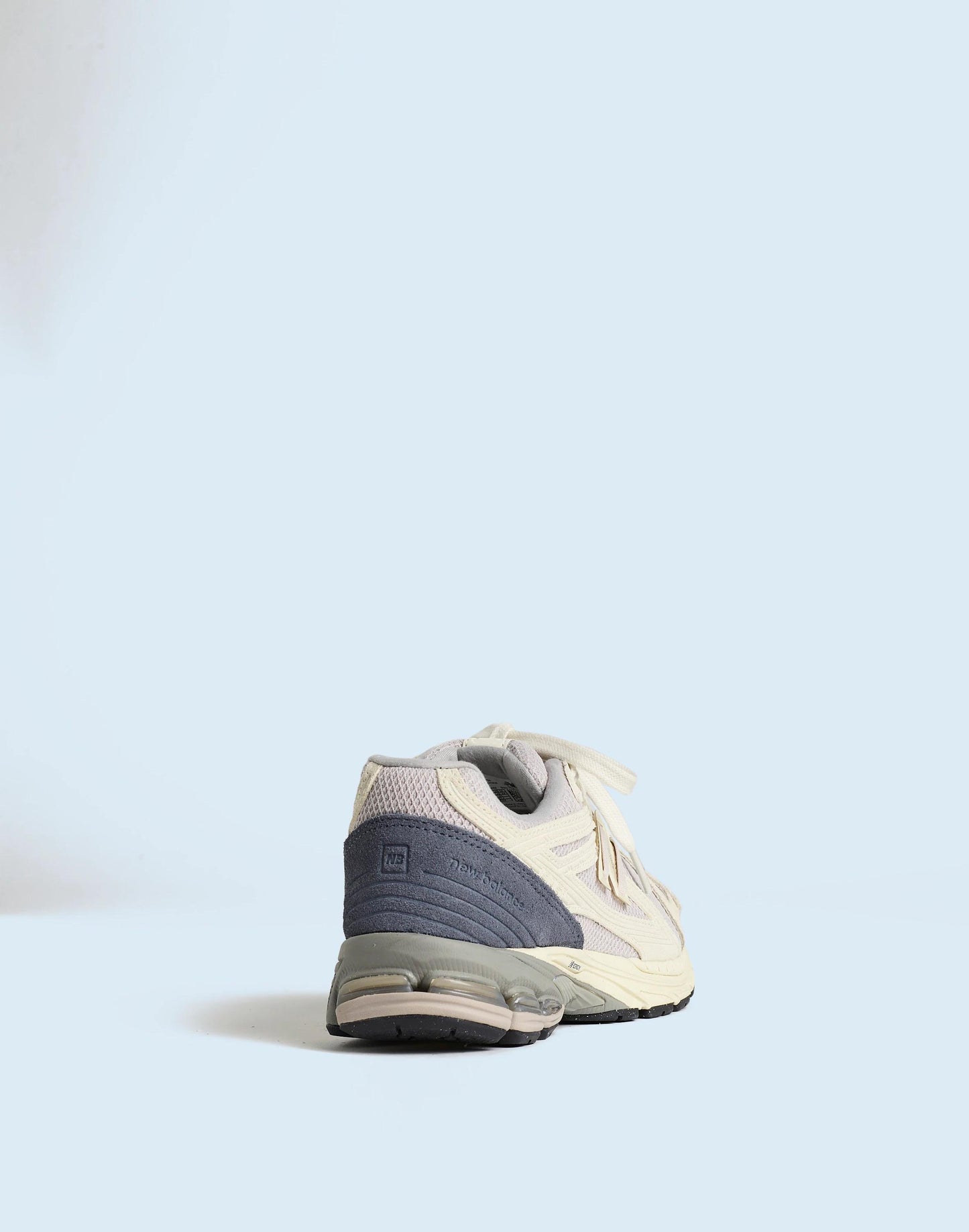New Balance® 1906F Sneakers Linen Dark Artic Grey | Madewell