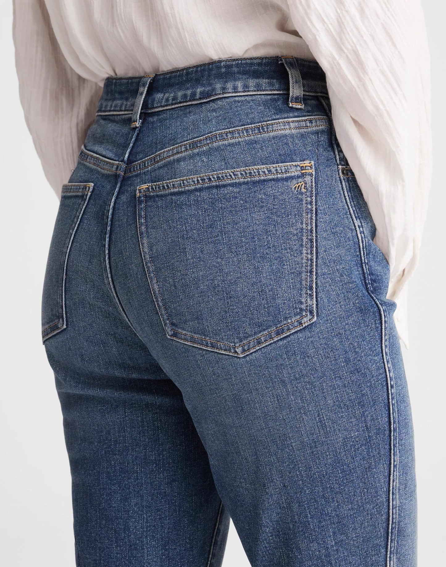 The Curvy Pencil Jean in Super Stretch Denim Concho Wash | Madewell