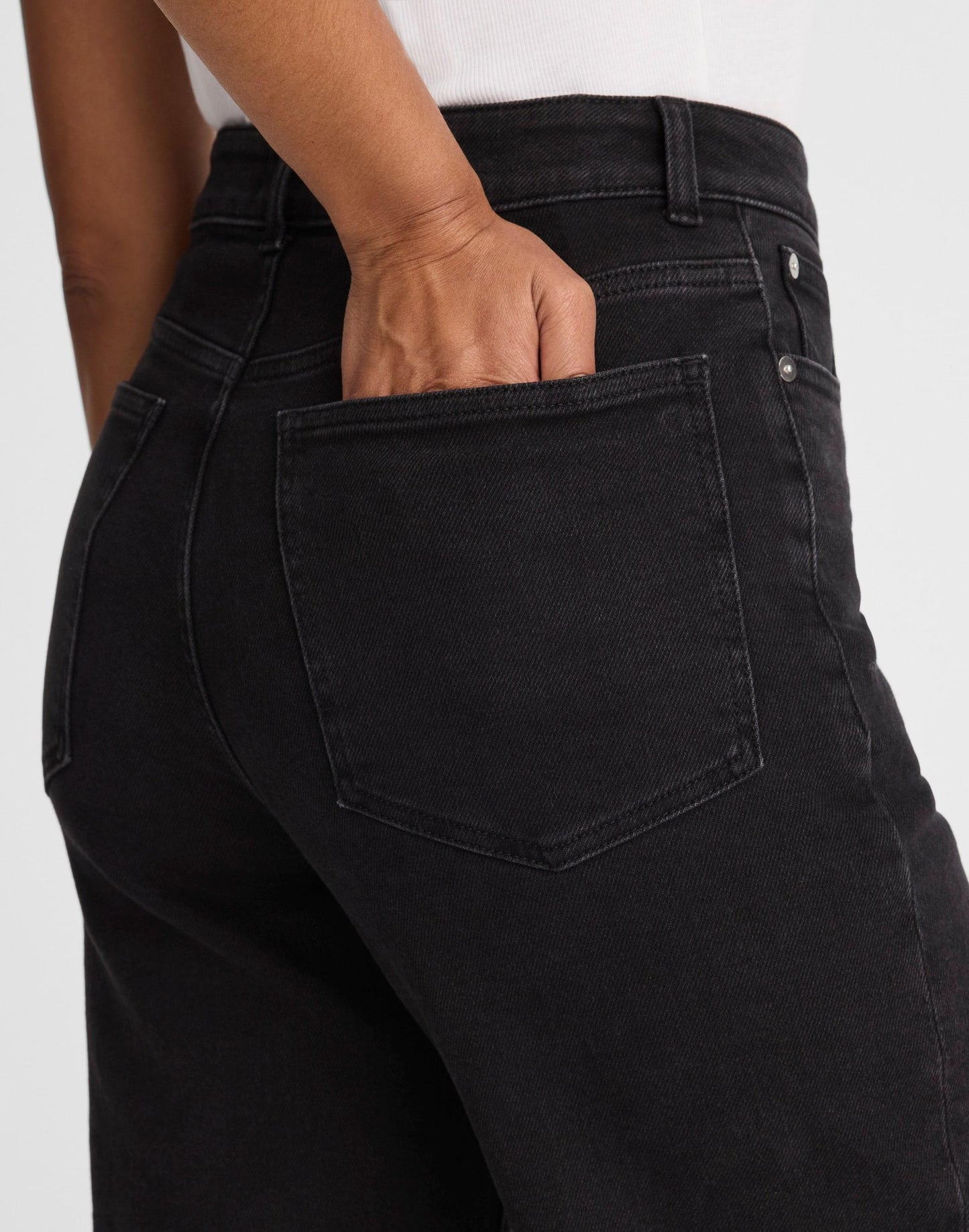 The Curvy Wide-Leg Jean in Super Stretch Denim Black Frost | Madewell