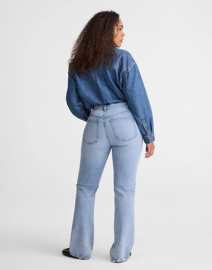 Curvy Relaxed Bootcut Jeans Raebrook Wash | Madewell
