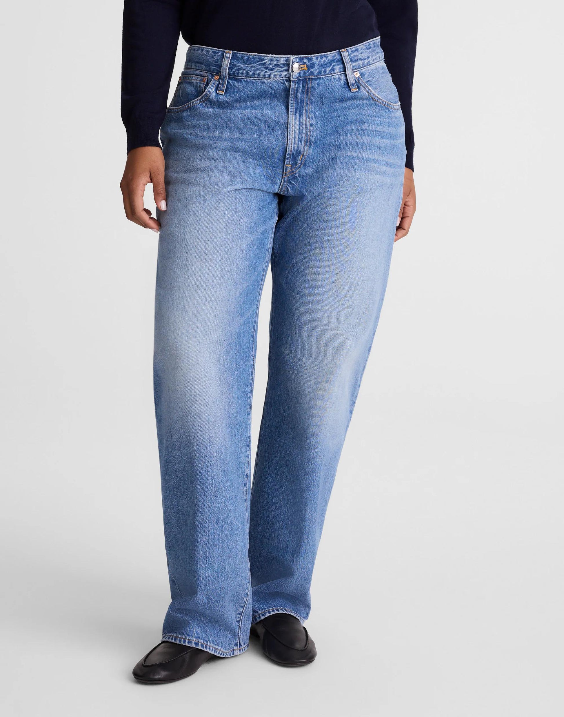 The Curvy Low-Rise Loose Jean in Midvale Wash Midvale Wash | Madewell